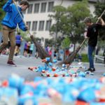 BERN, 12JUN16 - Nur fuer Frauenfuesse: Strassen und Wege gehoeren auf der 10 km Strecke den Laeuferinnen des 30. Schweizer Frauenlauf in Bern am 12. Juni 2016.Impression of the 30th Swiss Women's Run in Bern, Switzerland, June 12, 2016. With more than 16,000 participants, the Swiss Women's Run is the largest women's sports event in Switzerland.swiss-image.ch/Photo Andy Mettler