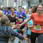 BERN, 12JUN16 - Bern im Lauffieber: Ueber 15'000 laufbegeisterte Frauen treten in den verschiedenen Kategorien zu den Rennen in und um die Berner Altstadt an. Impression vom 30. Schweizer Frauenlauf in Bern am 12. Juni 2016.Impression of the 30th Swiss Women's Run in Bern, Switzerland, June 12, 2016. With more than 16,000 participants, the Swiss Women's Run is the largest women's sports event in Switzerland.swiss-image.ch/Photo Andy Mettler