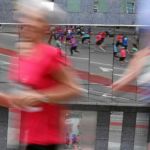 BERN, 12JUN16 - Nur fuer Frauenfuesse: Strassen und Wege gehoeren auf der 10 km Strecke den Laeuferinnen des 30. Schweizer Frauenlauf in Bern am 12. Juni 2016.Impression of the 30th Swiss Women's Run in Bern, Switzerland, June 12, 2016. With more than 16,000 participants, the Swiss Women's Run is the largest women's sports event in Switzerland.swiss-image.ch/Photo Andy Mettler