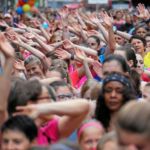 BERN, 12JUN16 - Diese Laeuferinnen freuen sich auf den Startschuss zum 5 km Lauf anlaesslich des 30. Schweizer Frauenlauf in Bern am 12. Juni 2016.Impression of the 30th Swiss Women's Run in Bern, Switzerland, June 12, 2016. With more than 16,000 participants, the Swiss Women's Run is the largest women's sports event in Switzerland.swiss-image.ch/Photo Andy Mettler