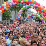 BERN, 12JUN16 - Diese Laeuferinnen freuen sich auf den Startschuss zum 5 km Lauf anlaesslich des 30. Schweizer Frauenlauf in Bern am 12. Juni 2016.Impression of the 30th Swiss Women's Run in Bern, Switzerland, June 12, 2016. With more than 16,000 participants, the Swiss Women's Run is the largest women's sports event in Switzerland.swiss-image.ch/Photo Andy Mettler