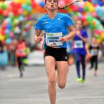 BERN, 12JUN16 - Maedchen der Kategorie 'Girls Meile' rennen die 1,6 Kilometer lange Strecke in der Bundeshauptstadt. Impression vom 30. Schweizer Frauenlauf in Bern am 12. Juni 2016.Impression of the 30th Swiss Women's Run in Bern, Switzerland, June 12, 2016. With more than 16,000 participants, the Swiss Women's Run is the largest women's sports event in Switzerland.swiss-image.ch/Photo Michael Buholzer