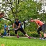 BERN, 12JUN16 - Stretching im Park. Bern im Lauffieber: Ueber 16'000 laufbegeisterte Frauen treten in den verschiedenen Kategorien zu den Rennen in und um die Berner Altstadt an. Impression vom 30. Schweizer Frauenlauf in Bern am 12. Juni 2016.Impression of the 30th Swiss Women's Run in Bern, Switzerland, June 12, 2016. With more than 16,000 participants, the Swiss Women's Run is the largest women's sports event in Switzerland.swiss-image.ch/Photo Michael Buholzer