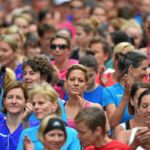 BERN, 12JUN16 - Konzentration kurz vor dem Start zum 10 km Lauf mit neuer Streckenfuehrung. Die Laeuferinnen starten in mehreren Bloecken auf der Monbijoustrasse - ein sehenswertes Schauspiel. Impression vom 30. Schweizer Frauenlauf in Bern am 12. Juni 2016.Impression of the 30th Swiss Women's Run in Bern, Switzerland, June 12, 2016. With more than 16,000 participants, the Swiss Women's Run is the largest women's sports event in Switzerland.swiss-image.ch/Photo Michael Buholzer