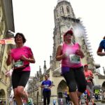 BERN, 12JUN16 - Die Teilnehmerinnen des 30. Schweizer Frauenlaufes passieren bei regnerischem Wetter das Berner Muenster am 12. Juni 2016 in Bern.Impression of the 30th Swiss Women's Run in Bern, Switzerland, June 12, 2016. With more than 16,000 participants, the Swiss Women's Run is the largest women's sports event in Switzerland.swiss-image.ch/Photo Michael Buholzer